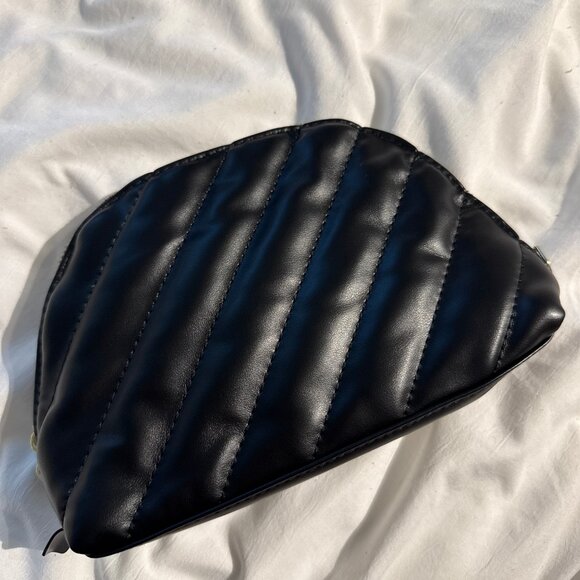 YSL makeup pouch - Picture 2 of 3